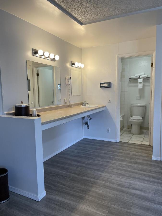 Rodeway Inn & Suites Omak - Okanogan Dış mekan fotoğraf