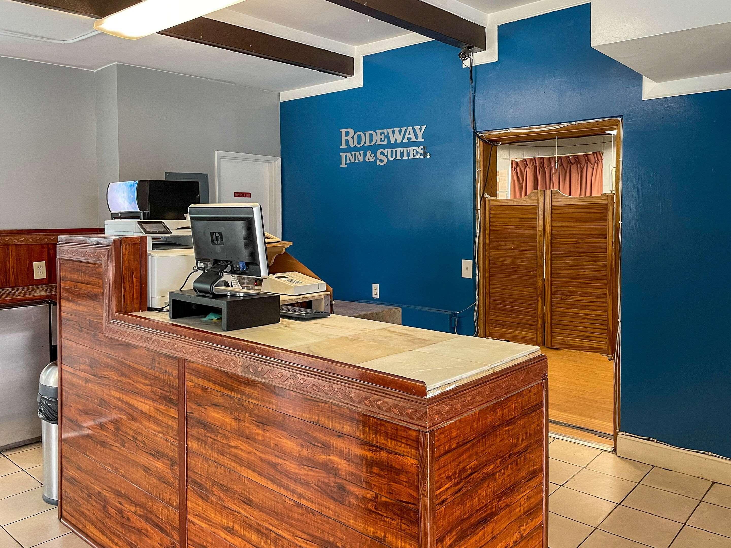 Rodeway Inn & Suites Omak - Okanogan Dış mekan fotoğraf